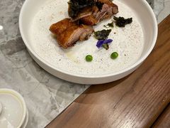 花茶香薰甜皮鸭-渔语鱼新川菜Bistro(万象天地店)