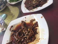 -溢心园香河肉饼总店