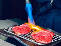 火炙和牛寿司-铭牛烧肉·和牛海鲜自助(高新月牙湖店)
