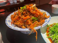 老头儿油爆河虾-老头儿油爆虾·知味杭州(爱琴海购物中心)