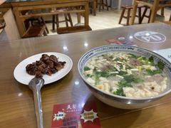 -天发芽·何记葫芦头泡馍·传统小吃(报恩寺街店)