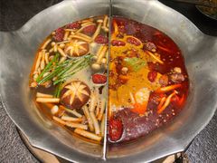 -湊湊火锅·茶憩(打浦桥日月光店)