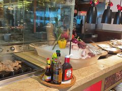 -大中华希尔顿酒店-念自助餐·嗨啤·小龙虾