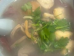 -金原鸭血粉丝汤·汤包·脆皮烤鸭(南京博物院店)