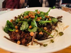 野蘑菇牛肉拌米粉-疆Jiang·新疆秘制料理
