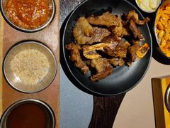 招牌LA牛仔骨-义气烤肉餐吧(大族广场店)