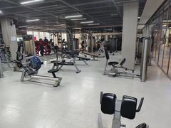 -立峰超越健身中心(先天下店)