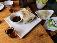 -小小河边鱼(天润城店)