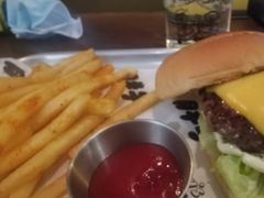 -Grinder 绞肉机汉堡(武定路店)