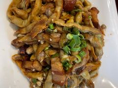 -吴记酱骨炖菜馆(康安路店)