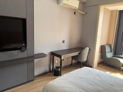 -速8酒店(西安电视塔自然博物馆店)
