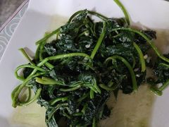 -范饭椰林川湘味海鲜·椰子鸡(三亚湾椰梦长廊店)