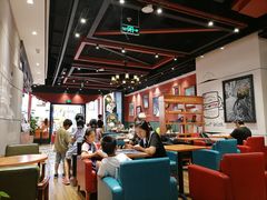 大堂-西西弗书店·矢量咖啡(新光天地店)