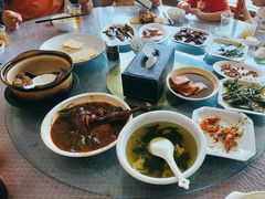 -山里人家土菜馆(茅山店)