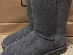 -UGG(燕莎奥特莱斯购物中心店)