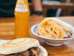 -秦豫肉夹馍(东羊市店)