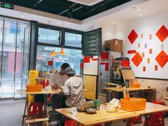 -柳州肥姨妈大骨螺蛳粉(曹路店)