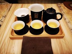 生普洱茶-悟饮门市景店