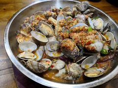 -老东镇啤酒屋海鲜加工·蒸汽海鲜·海鲜烧烤(台东店)