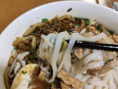 -矮子粉店1985·长沙米粉(湘春路店)