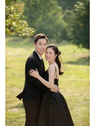 -雪中彩影婚纱摄影·微光艺术中心