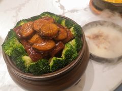 鲜鲍焖肉-元唐家宴•经典东北菜(梅市口路店)