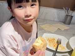 -必胜客(尹山湖歌林公园店)