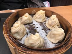 虾仁鲜肉小笼包-回味鸭血粉丝汤(南京站店)
