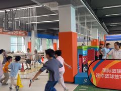 -悦动体能篮球羽毛球网球(三里河店)