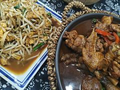 -八两八金·莱芜特色炒鸡(市南漳浦路店)