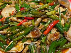 -泥糊破店小酒馆·团建聚餐(南京西路店)