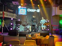 -DEEP·美式餐吧(五棵松华熙LIVE店)