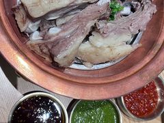 -哈啾嗨·新概念蒙餐(红星新城店)