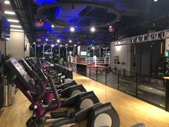 器械区-乐体健身(大悦城店)