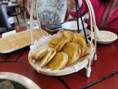 -鲁朗纳麦石锅鸡庄园