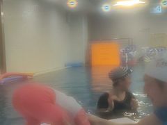 -蓝旗亲子游泳(范湖万达广场店)