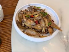 -品鲜村农家菜·阳澄湖大闸蟹(总店)