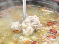-花苑美食横琴生蚝火锅(拱北粤华路店)