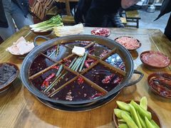 -正南齊北重庆老火锅(光华村直营店)