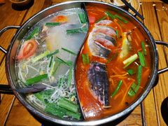 -快活林酸汤鱼鲜品火锅店(甲秀楼店)