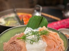 -三出山火锅(南京万象天地店)