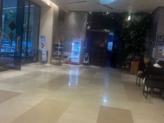 -粤塔x电竞酒店(深圳龙华大浪后浪新天地店)