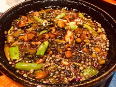 钱塘石锅蛙-老头儿油爆虾·1987杭州烟火味(湖滨银泰in77D区店)