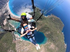 -费特希耶滑翔伞