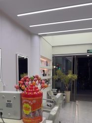 -PE SALON