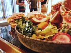 无花果藜麦沙拉-THE WOODS 简餐 (国贸商城店)