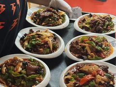 伊犁碎肉拌面-歹歹的加个面过油肉拌面(贵州路店)