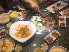 -韩小悦牛排烤肉无限续(遂宁万达店)