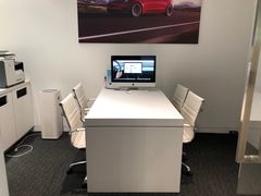 -TESLA 特斯拉(上海太古汇体验店)