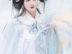 -翩若国风汉服体验馆